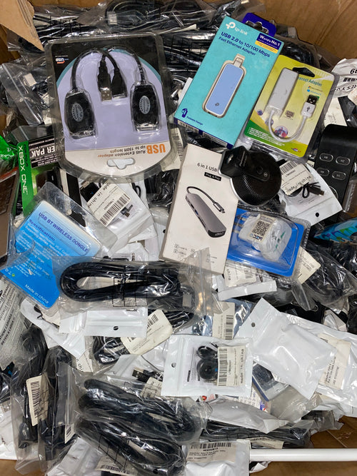 Lote de Cables, Adaptadores y Más