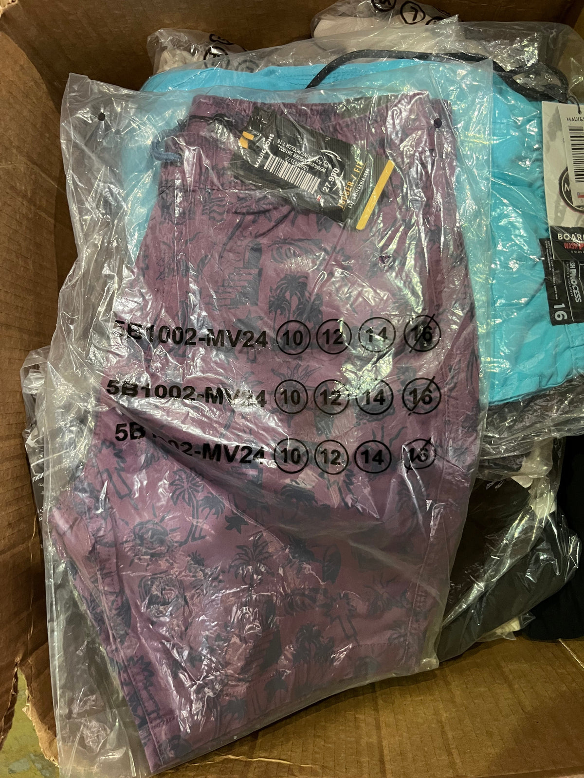 Lote de Ropa y Accesorios 2