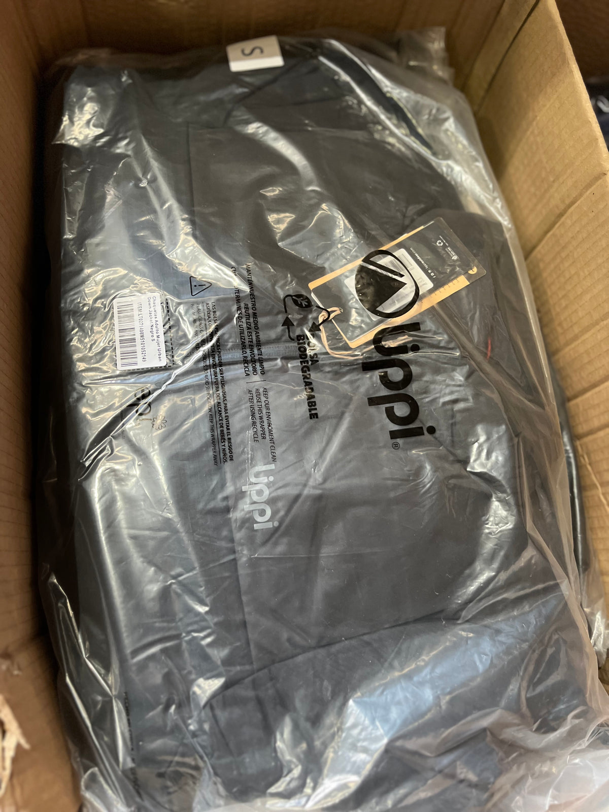 Lote de Ropa (NBA, Jordan, Lippi y otros)