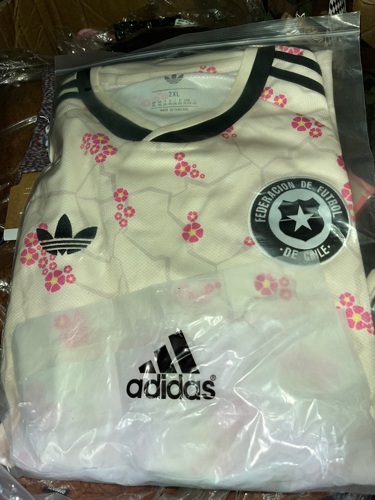 Lote de Ropa y Accesorios