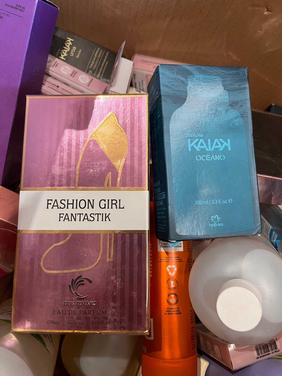 Gran Lote de Belleza y Cuidado Personal (cremas, shampoo, perfumes)