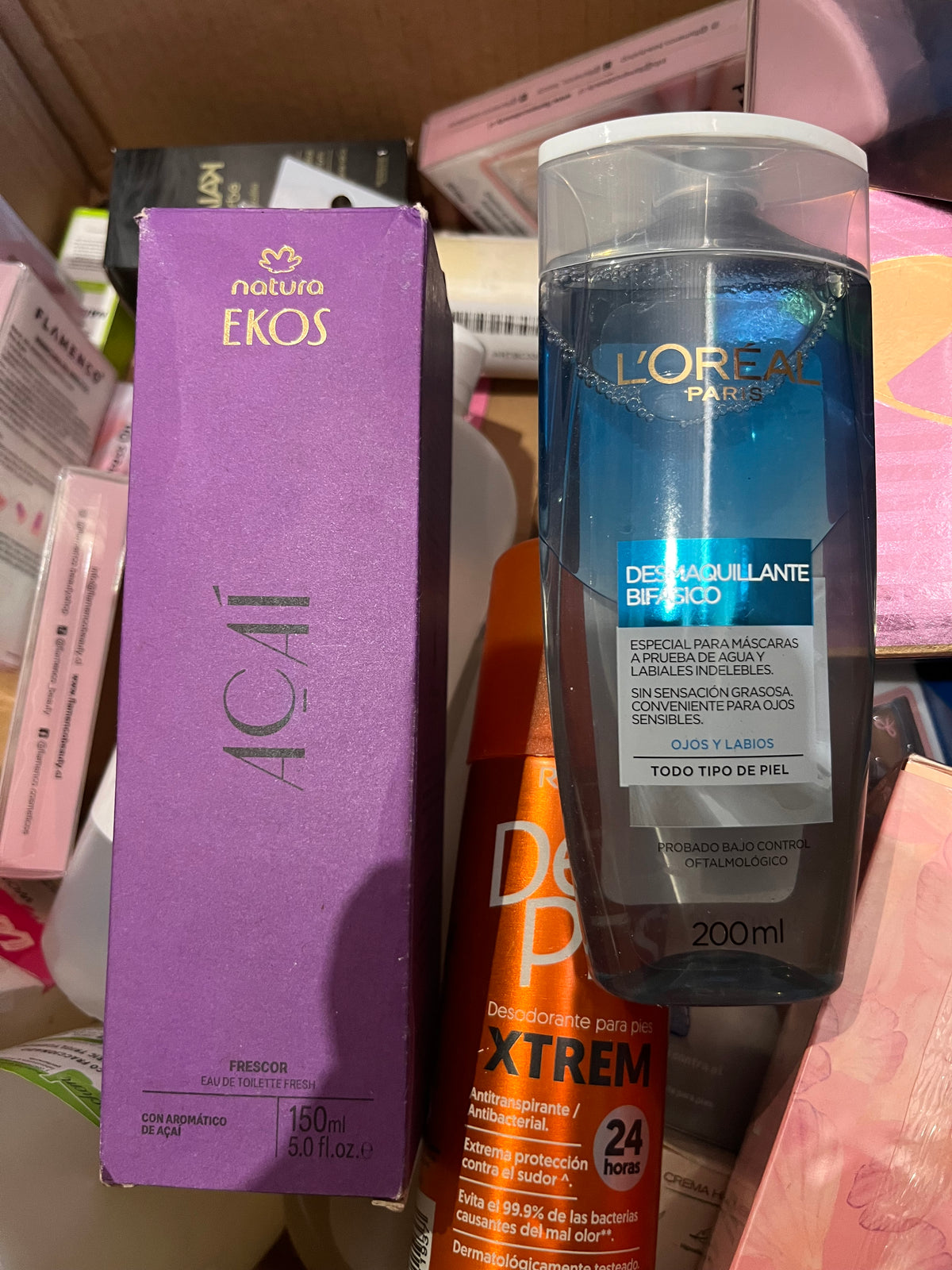 Gran Lote de Belleza y Cuidado Personal (cremas, shampoo, perfumes)