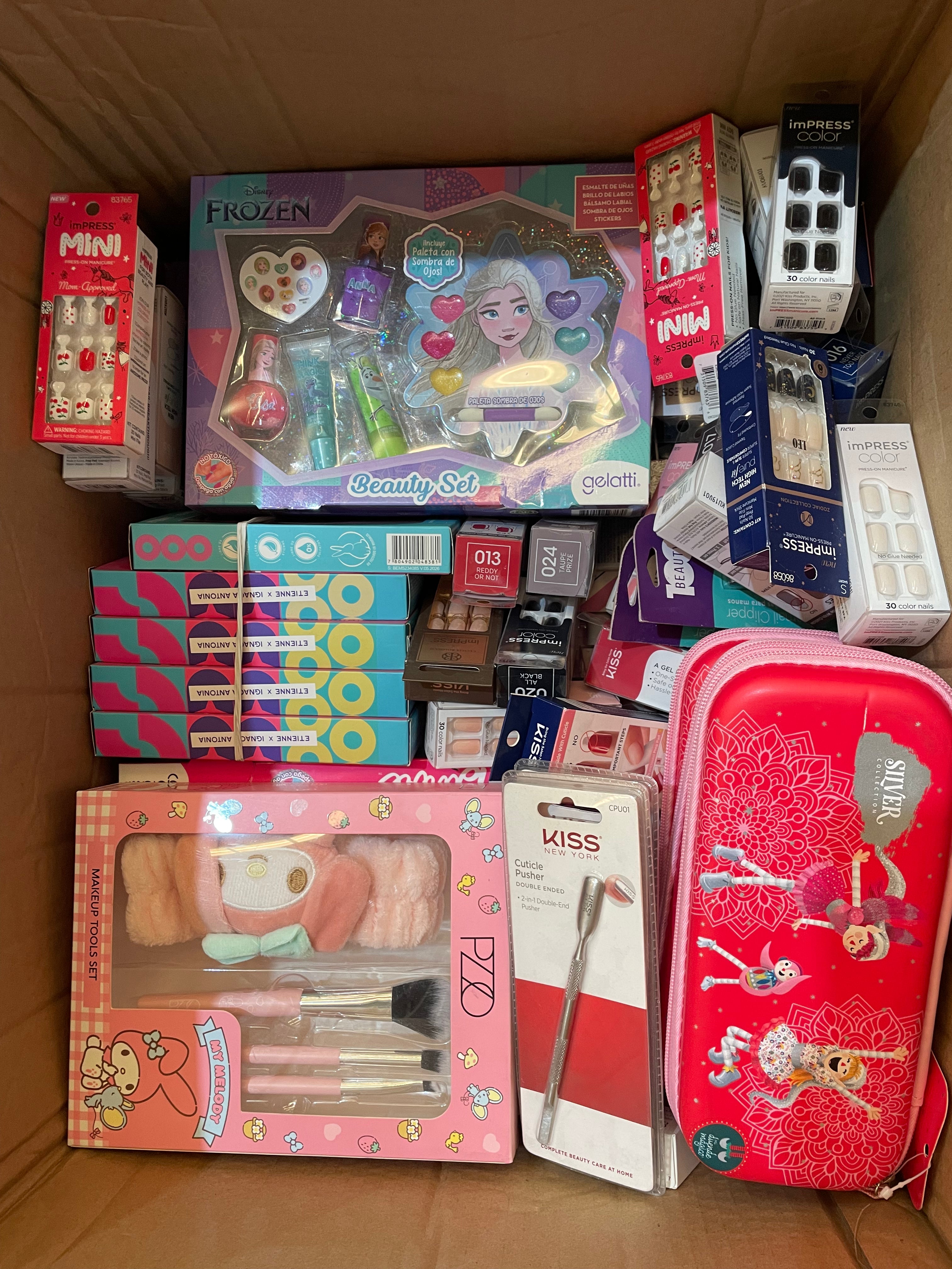 Lote de Cosméticos y Uñas